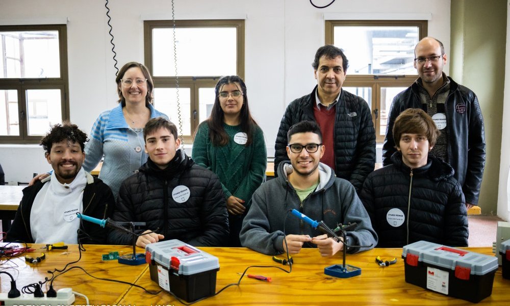 Talleres de electrónica y electricidad